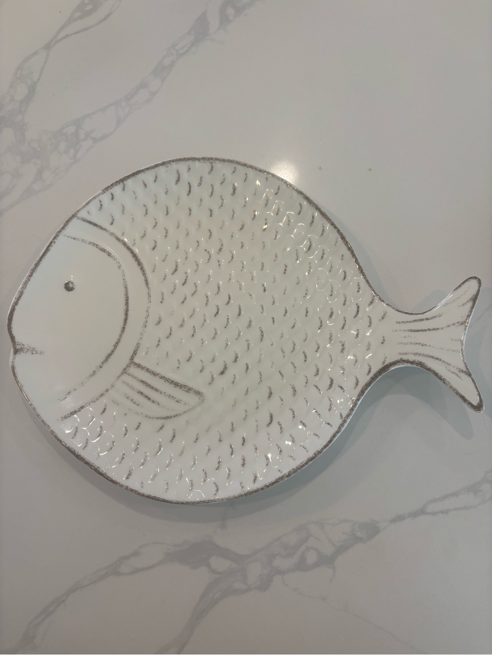 NWOT 8 Decorative Fish-Shaped Plates